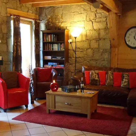 Isabella By Chardons Chalet